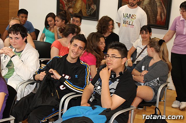 Recepcin institucional a los alumnos del IES 