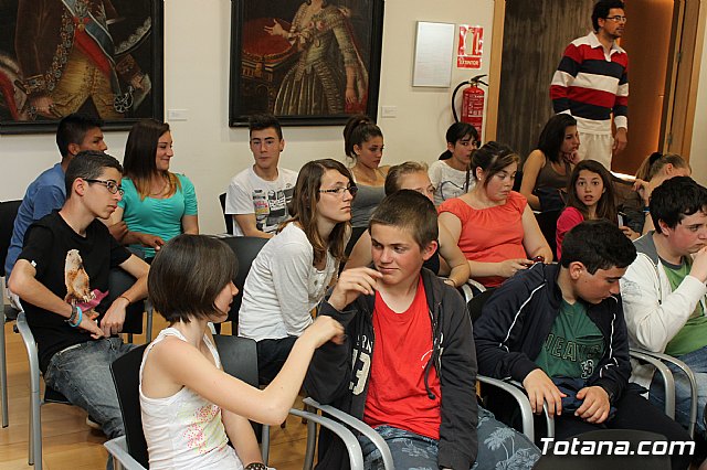 Recepcin institucional a los alumnos del IES 