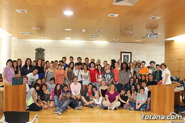 Recepcin institucional a los alumnos del IES 