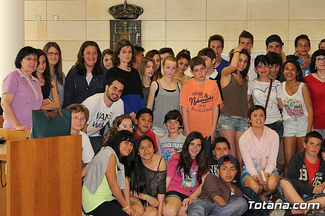 Recepcin institucional a los alumnos del IES 