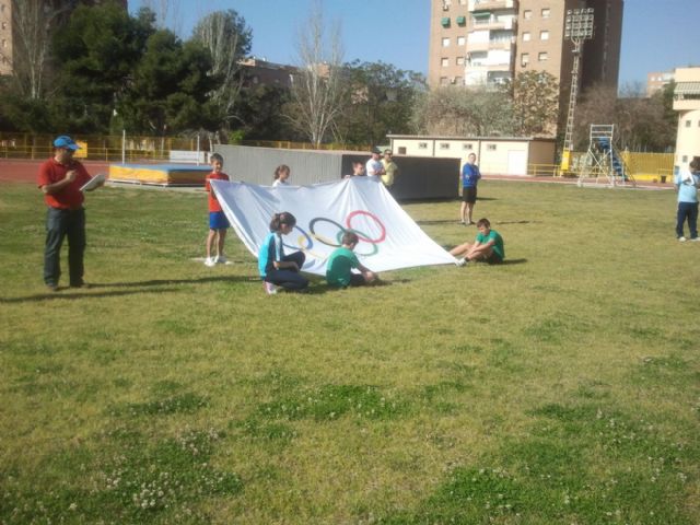 Arranca la fase clasificatoria de la I Liga Municipal de Atletismo Intercentros - 1, Foto 1