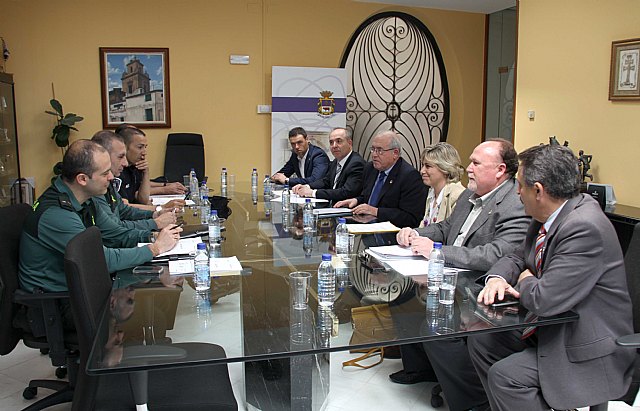 La Junta Local de Seguridad estudia los dispositivos especiales de las fiestas patronales 2013 - 1, Foto 1