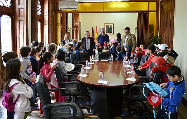 Alumnos del colegio Ciudad del Mar visitan el Ayuntamiento de Águilas - 2, Foto 2