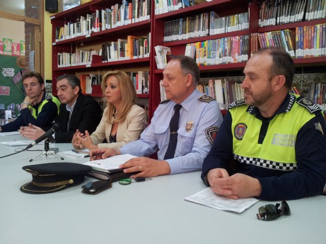 La Policía Local de Lorca pone en marcha el programa Policía Tutor en todos los centros educativos de pedanías - 1, Foto 1