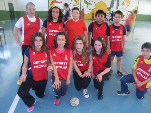 La Concejalía de Deportes organizó las semifinales de la fase intermunicipal de los deportes de equipo benjamín y alevín de Deporte Escolar - 1, Foto 1
