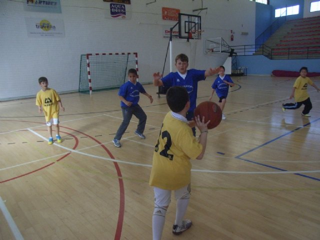 The Sports Council organized the semifinals of the inter-phase of team sports baby and juvenile School Sports, Foto 3