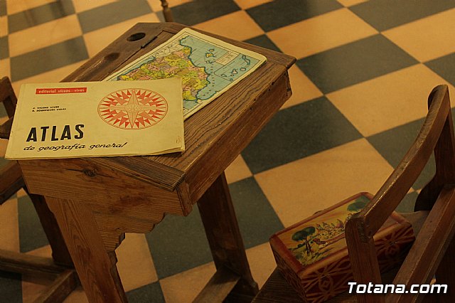 La alcaldesa anuncia que el ayuntamiento realizar una mencin honorfica a los colegios pblicos 