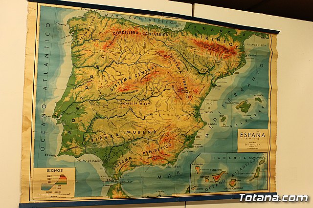 La alcaldesa anuncia que el ayuntamiento realizar una mencin honorfica a los colegios pblicos 