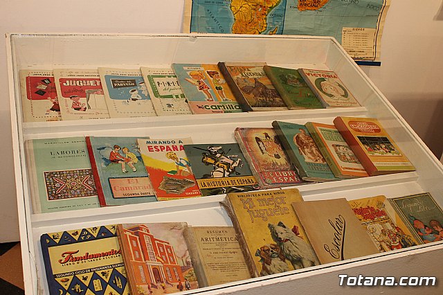 La alcaldesa anuncia que el ayuntamiento realizar una mencin honorfica a los colegios pblicos 