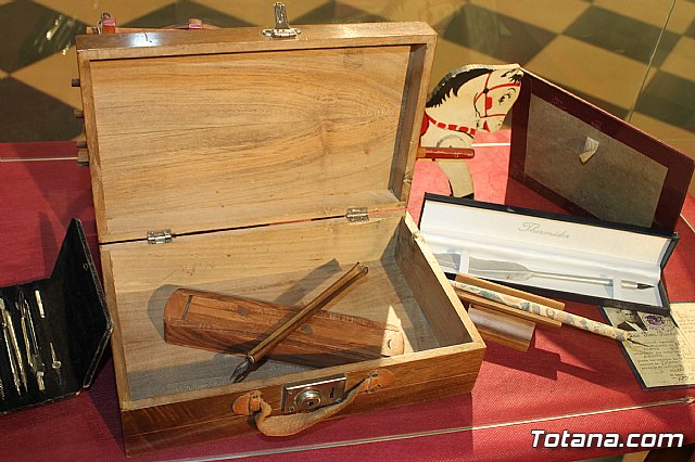 La alcaldesa anuncia que el ayuntamiento realizar una mencin honorfica a los colegios pblicos 