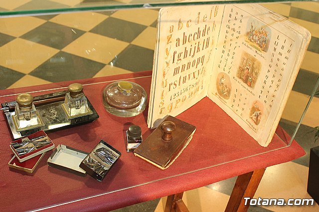 La alcaldesa anuncia que el ayuntamiento realizar una mencin honorfica a los colegios pblicos 