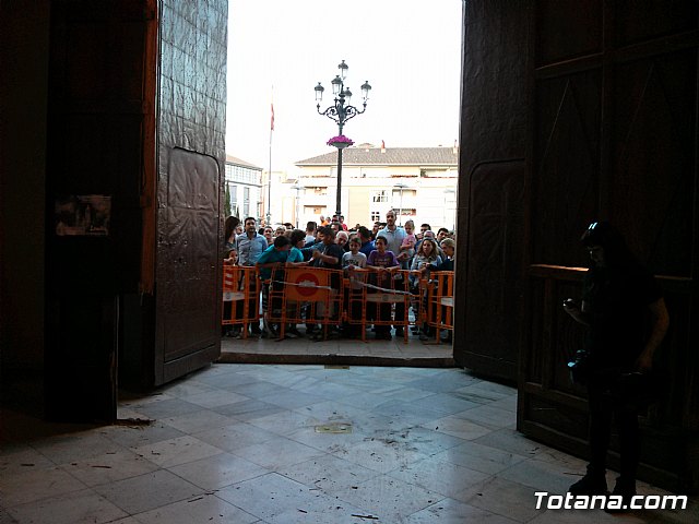 Polica Local y Proteccin Civil intervienen en el dispositivo del suceso provocado por el vehculo que se empotr en la Iglesia de Santiago - 44