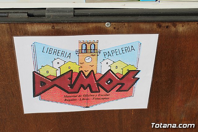 Cuatro libreras de Totana participan en la Feria del Libro - 3