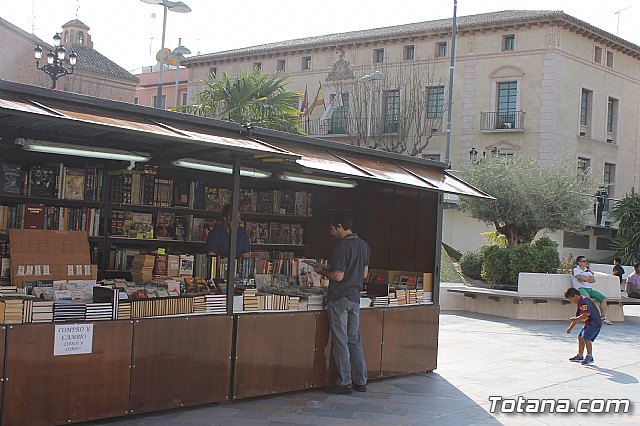 Cuatro libreras de Totana participan en la Feria del Libro - 11