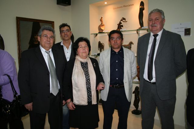 María Semitiel recoge el galardón de 'Ceheginera Destacada' por su labor artística y humanitaria - 2, Foto 2