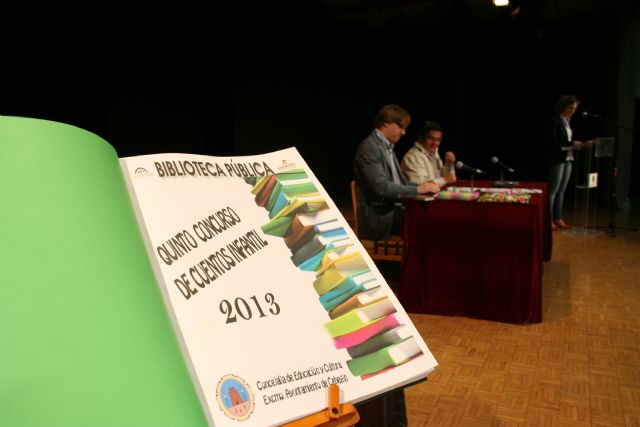 María Ibernón gana el primer premio del V Concurso de Cuentos Infantiles del Día del Libro - 1, Foto 1