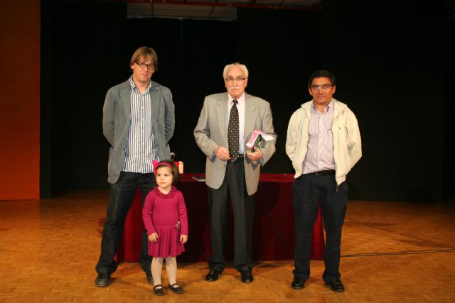 María Ibernón gana el primer premio del V Concurso de Cuentos Infantiles del Día del Libro - 4, Foto 4