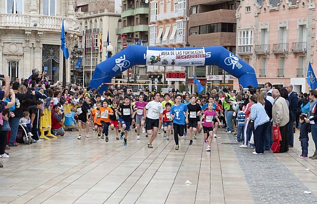 Más de tres mil personas acaban una Ruta de las Fortalezas récord - 1, Foto 1