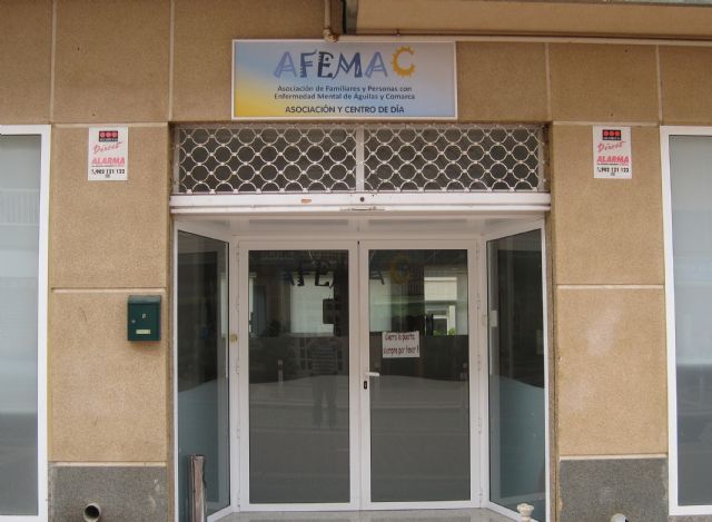 Cruz Roja de Águilas y las Concejalías de Sanidad y Servicios Sociales colaboran con AFEMAC - 1, Foto 1