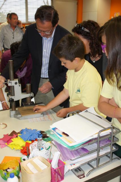 El Alcalde conmemora el Día del Libro con los alumnos del colegio Antonio de Nebrija - 3, Foto 3