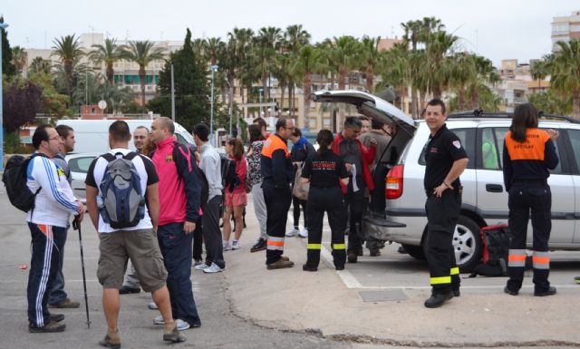 Más de cuarenta senderistas participaron en la Ruta Integral al Talayón - 1, Foto 1