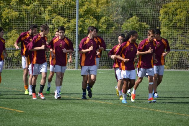 La selección juvenil de fútbol, a un paso del título nacional - 2, Foto 2