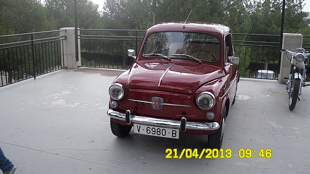 La Asociacin de Vehculos Clsicos de Totana realiz una visita a la Vrgen de la Huerta en Totana - 13