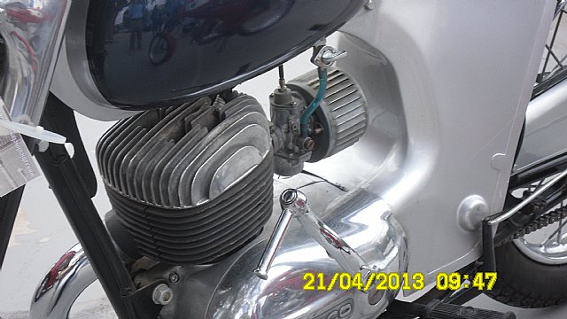 La Asociacin de Vehculos Clsicos de Totana realiz una visita a la Vrgen de la Huerta en Totana - 17