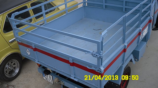 La Asociacin de Vehculos Clsicos de Totana realiz una visita a la Vrgen de la Huerta en Totana - 27