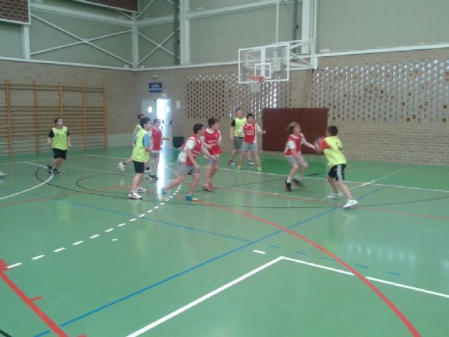 Los colegios Reina Sofia y La Milagrosa participaron en la final de la fase intermunicipal de Deporte Escolar - 2, Foto 2