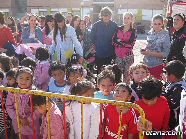 La Vuelta al Mundo en 80 Das llega al colegio San Jos en Globo - 9