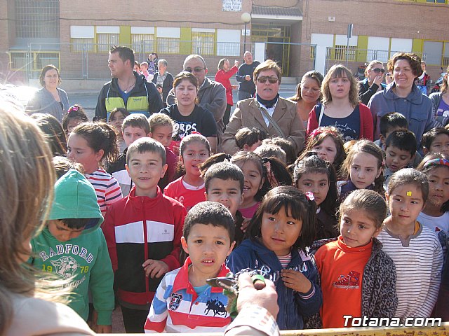 La Vuelta al Mundo en 80 Das llega al colegio San Jos en Globo - 18