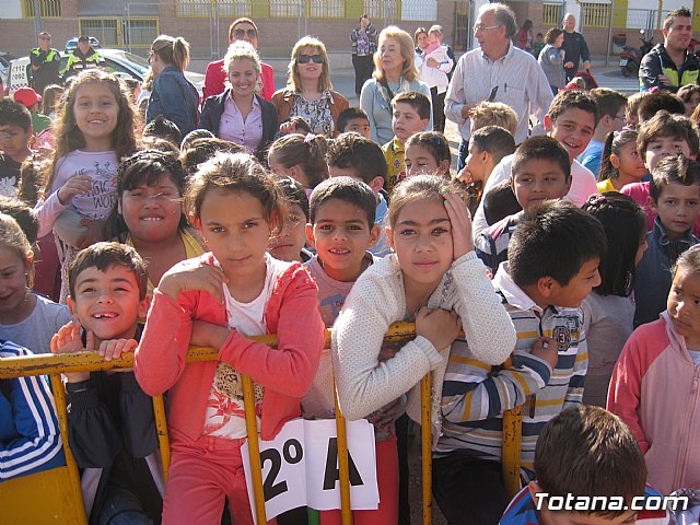 La Vuelta al Mundo en 80 Das llega al colegio San Jos en Globo - 22