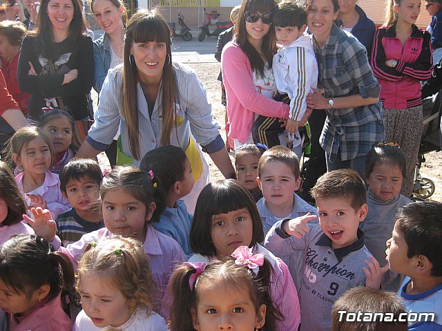 La Vuelta al Mundo en 80 Das llega al colegio San Jos en Globo - 39