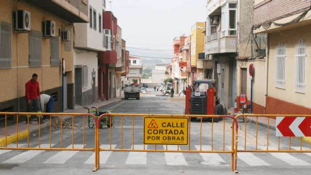 El Ayuntamiento de Lorquí invierte casi 18.000 euros en la renovación de la red de agua potable en las calles Pío Baroja y Antonio Machado - 1, Foto 1