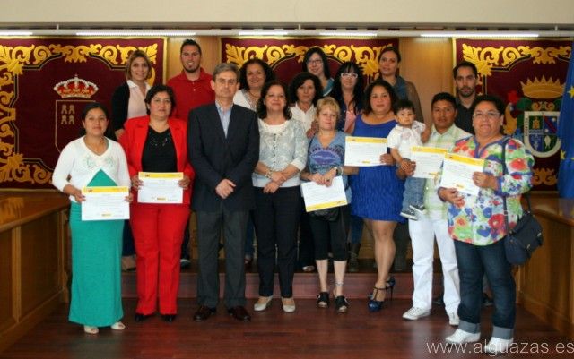 El Ayuntamiento de Alguazas se implica en el cuidado de personas dependientes en el domicilio - 1, Foto 1