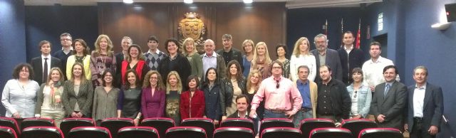 El Colegio de Abogados de Murcia entrega los títulos a la primera promoción de letrados mediadores formados por la institución - 1, Foto 1