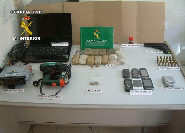 Guardia Civil y Policía Local de Águilas desmantelan un punto de venta de drogas - 2, Foto 2