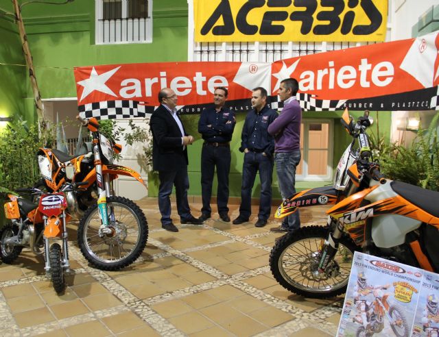 Más de 120 pilotos de 47 países competirán en el Campeonato del Mundo de Enduro que se disputa en Puerto Lumbreras - 1, Foto 1