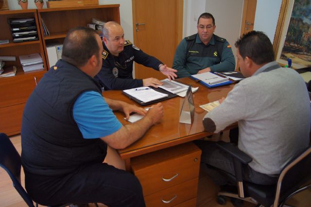 Policía Local y Guardia Civil incrementarán los controles conjuntos de seguridad ciudadana como medida de prevención en las zonas rurales, Foto 3