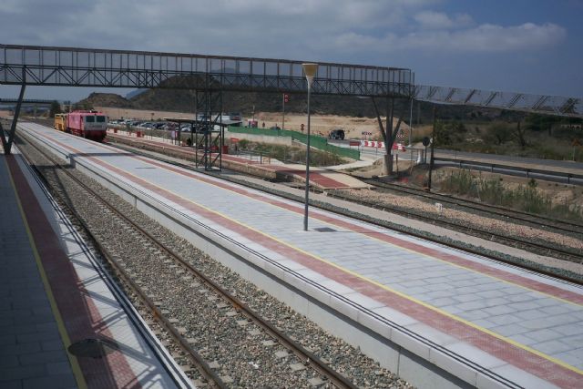 Adif pone en servicio la variante ferroviaria en San Isidro (Alicante) para avanzar en las obras de plataforma de alta velocidad - 1, Foto 1