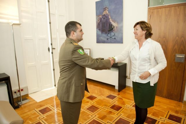 La alcaldesa recibe a la Asociación de Reservistas y Veteranos de las Fuerzas Armadas - 2, Foto 2