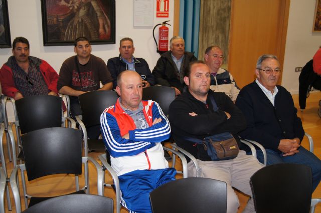 Unas 40 personas asisten a la jornada informativa sobre uso sostenible de productos fitosanitarios en áreas agrícolas y verdes - 2, Foto 2