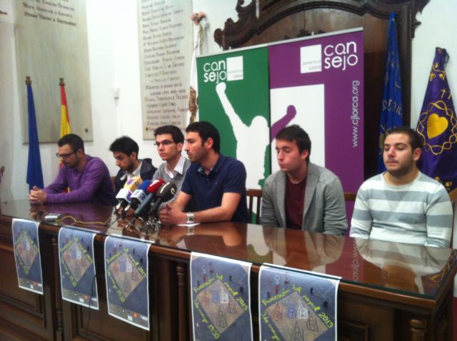Un millar de jóvenes lorquinos recorrerán la Corredera este viernes con la Procesión de Papel de Lorca - 1, Foto 1