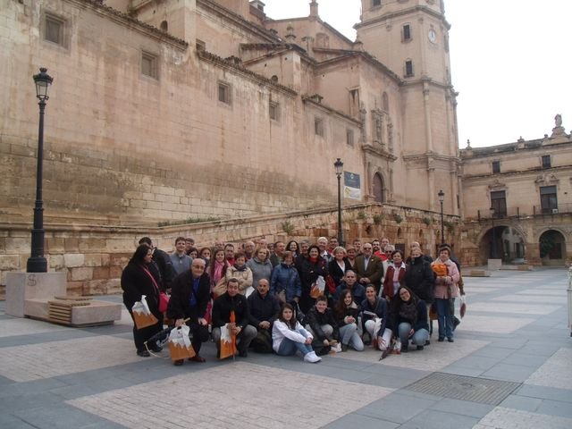 La Agrupación de NP Jesús Resucitado visita las cofradías y los museos de Semana Santa de Lorca junto al Ósculo - 3, Foto 3