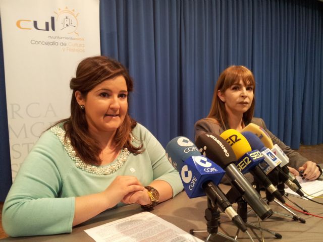 El patio porticado del Palacio de Guevara acoge este domingo un concierto de música clásica de la Orquesta Universitaria de Murcia - 1, Foto 1