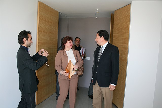 La Comunidad entrega 16 viviendas de promoción pública en Calasparra - 2, Foto 2