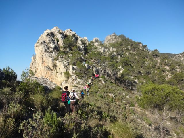 El Club senderista realizó la ruta Los Almeces por los Cuernos, por la Sierra De Ricote, Foto 1