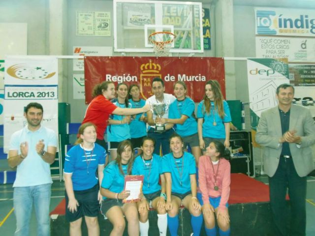 La cadetes del Siglo XXI se proclaman campeonas regionales de fútbol sala en Deporte Escolar - 1, Foto 1