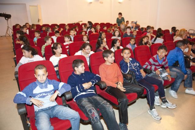 Pinocho se cuela en el Centro Cultural Ramón Alonso Luzzy - 1, Foto 1